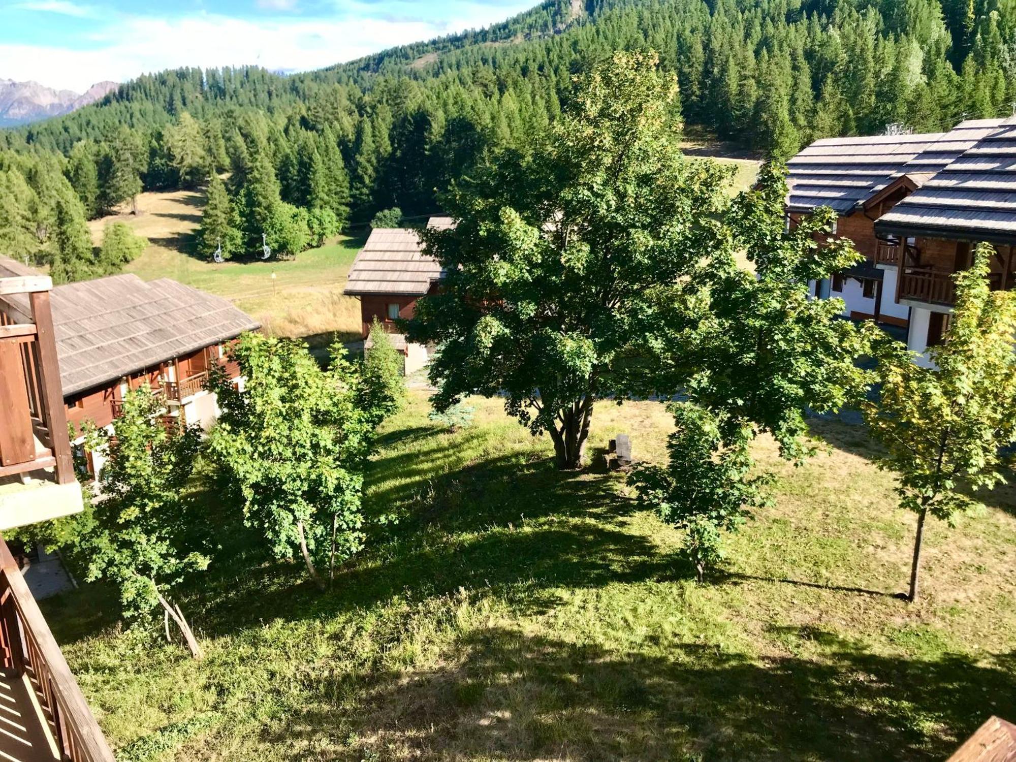 ピュイ・サン・ヴァンサンPuy St Vincent 1800 Au Pied Des Pistesアパートメント エクステリア 写真
